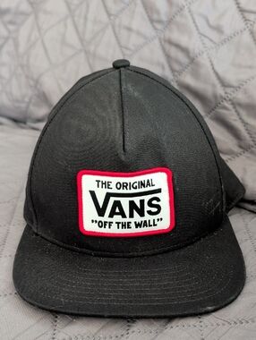 Bnwt Vans Black Snapback Hat with White and Red Patch